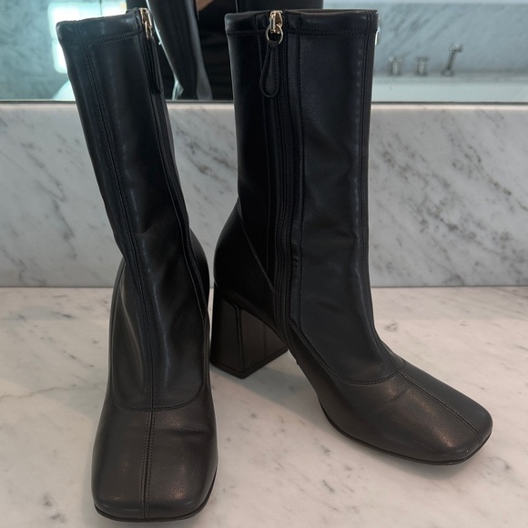 Gianvito Rossi Shoes - Gianvito Rossi Black Heeled Boots. Wore once. Size 37